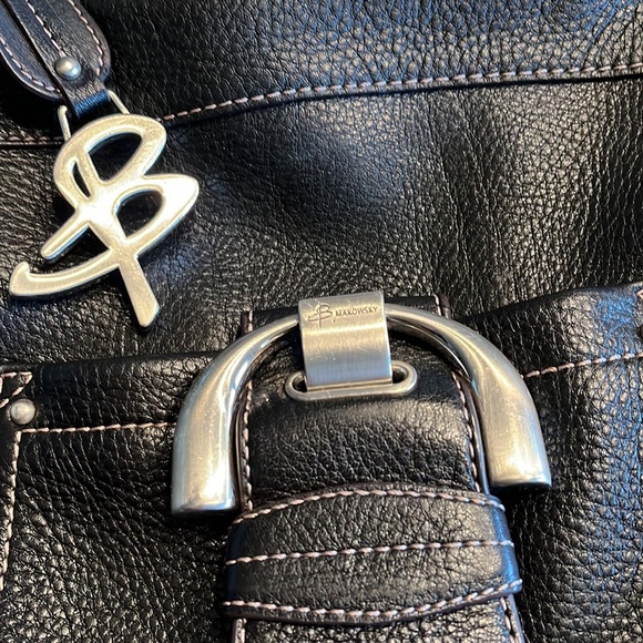 💲💵💲Lowered Price B. Makowsky Black Leather Crossbody - Picture 6 of 13